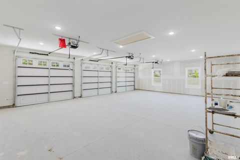 Tiny photo for 704 JONATHAN Lane, Carterville, IL 62918 (MLS # EB459279)