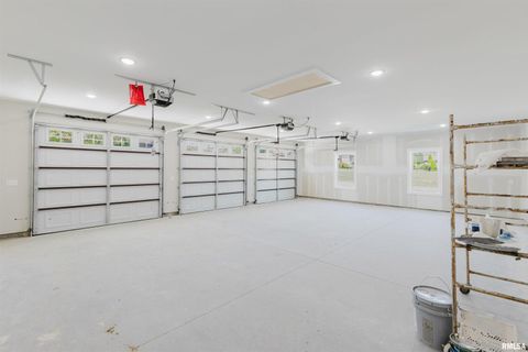 Tiny photo for 704 Jonathan Ln Lane #None, Carterville, IL 62918 (MLS # EB459279)