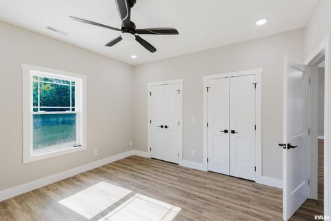 Tiny photo for 704 Jonathan Ln Lane #None, Carterville, IL 62918 (MLS # EB459279)