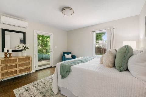 Tiny photo for 270 Lagoon Drive, Northfield, IL 60093 (MLS # 12708095)
