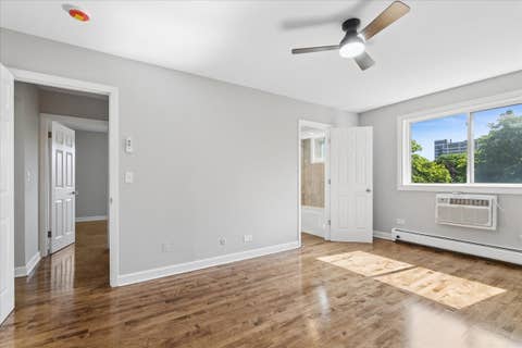 Tiny photo for 1415 W Pratt Boulevard #303, Chicago, IL 60626 (MLS # 12676551)