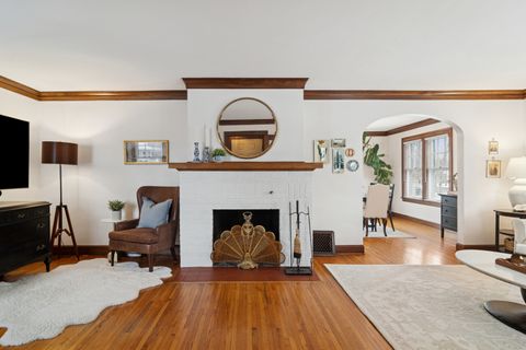 Tiny photo for 131 Walton Street, Barrington, IL 60010 (MLS # 12566570)