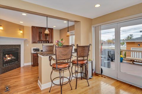 Tiny photo for 9521 S SAWYER Avenue, Evergreen Park, IL 60805 (MLS # 12480595)