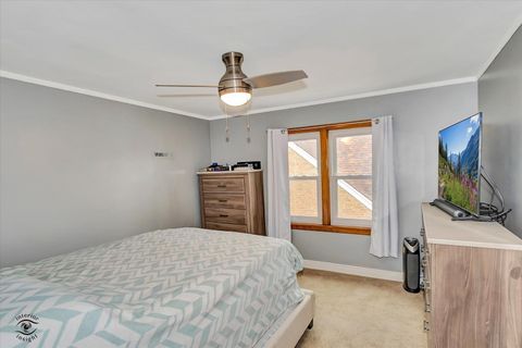 Tiny photo for 9521 S SAWYER Avenue, Evergreen Park, IL 60805 (MLS # 12480595)