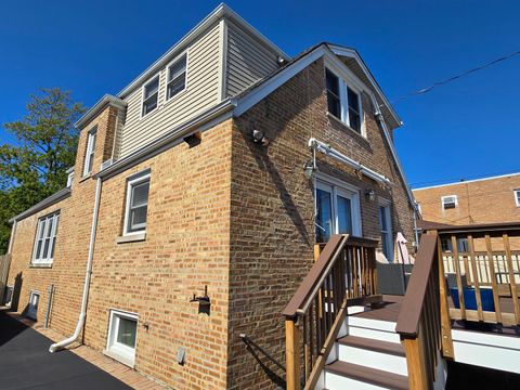 Tiny photo for 9521 S SAWYER Avenue, Evergreen Park, IL 60805 (MLS # 12480595)