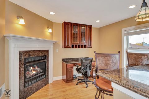 Tiny photo for 9521 S SAWYER Avenue, Evergreen Park, IL 60805 (MLS # 12480595)