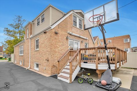 Tiny photo for 9521 S SAWYER Avenue, Evergreen Park, IL 60805 (MLS # 12480595)