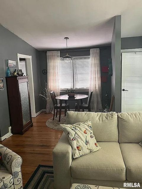 Tiny photo for 44 Marberry Drive, Metropolis, IL 62960 (MLS # EB459810)