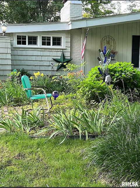 Tiny photo for 44 Marberry Drive, Metropolis, IL 62960 (MLS # EB459810)