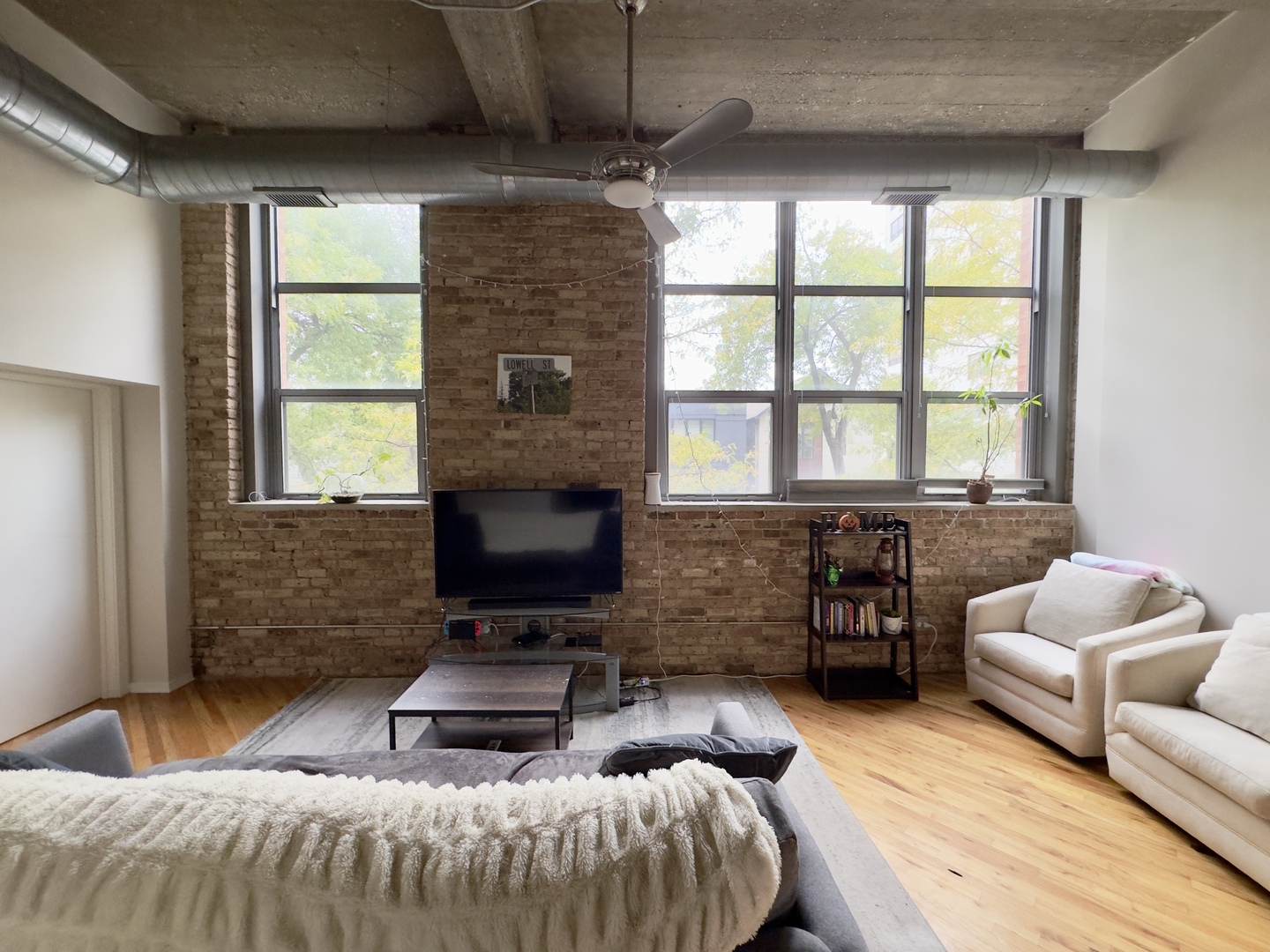 1735 N Paulina Street 212