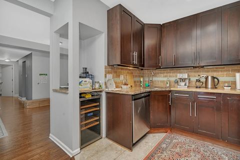 Tiny photo for 1410 W Sunnyside Avenue #1S, Chicago, IL 60640 (MLS # 12490311)