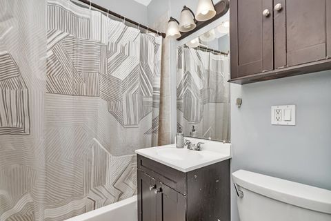 Tiny photo for 1410 W Sunnyside Avenue #1S, Chicago, IL 60640 (MLS # 12490311)