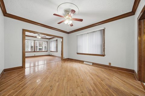 Tiny photo for 12506 Elm Street, Blue Island, IL 60406 (MLS # 12587687)