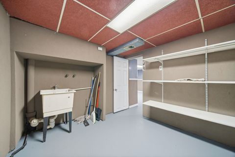 Tiny photo for 12506 Elm Street, Blue Island, IL 60406 (MLS # 12587687)