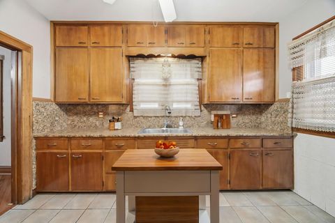 Tiny photo for 12506 Elm Street, Blue Island, IL 60406 (MLS # 12587687)