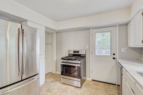 Tiny photo for 509 S Brainard Avenue, La Grange, IL 60525 (MLS # 12535379)