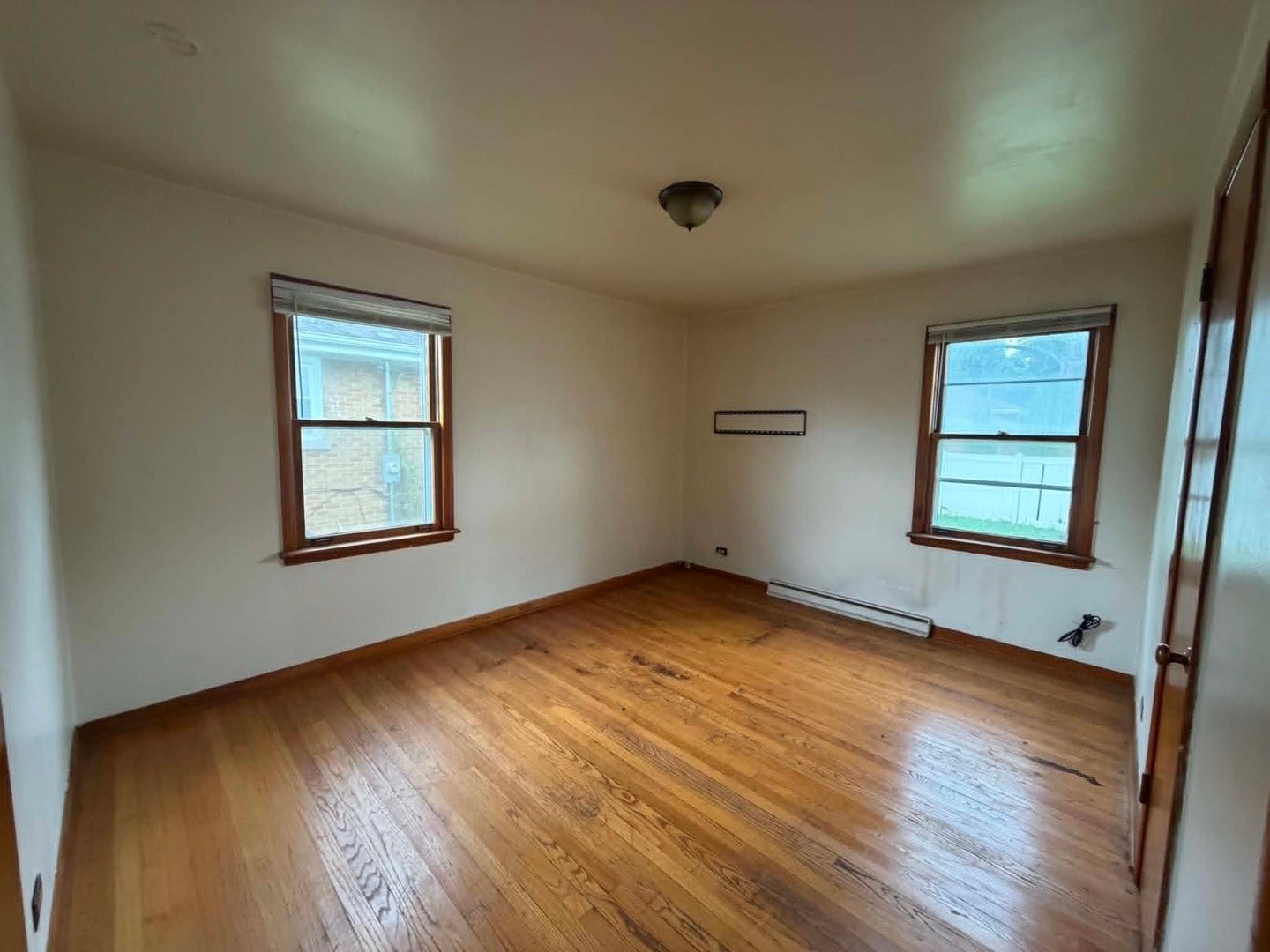 627 E 160th Court