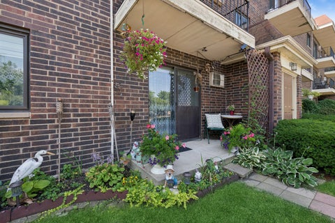 Tiny photo for 944 N Rohlwing Road #GJ, Addison, IL 60101 (MLS # 12683296)