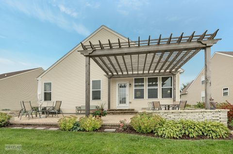 Tiny photo for Oswego, IL 60543 (MLS # 12565792)