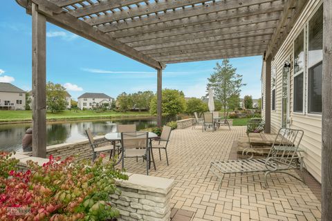 Tiny photo for Oswego, IL 60543 (MLS # 12565792)