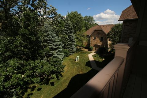 Condominium in Round Lake IL 1524 Sand Bar Court 16.jpg