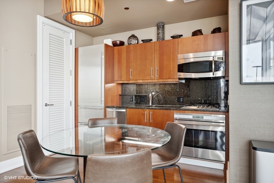 401 N Wabash Avenue 34F