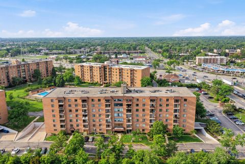 1777 W Crystal Lane 602 Mount Prospect IL 60056