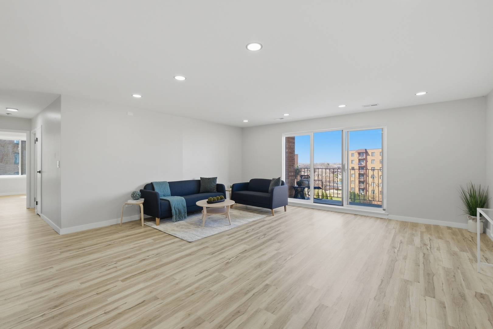 1777 W Crystal Lane 602