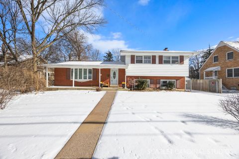Photo of 509 Westmore Meyers Road, Lombard, IL 60148 (MLS # 12548412)