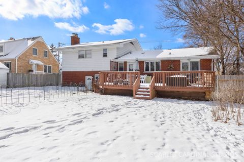Tiny photo for 509 Westmore Meyers Road, Lombard, IL 60148 (MLS # 12548412)