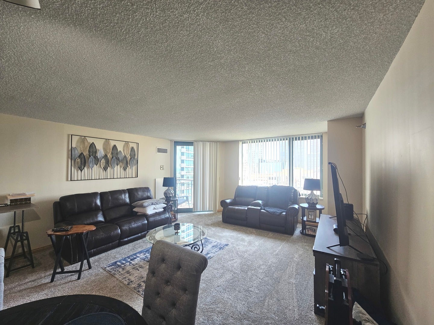 480 N McCLURG Court 1106