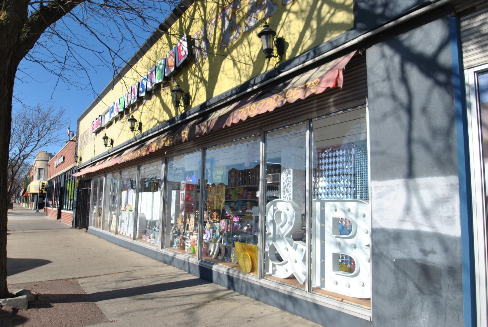5640 W Cermak Road
