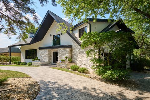 Tiny photo for 111 MURPHY LAKE Road, Park Ridge, IL 60068 (MLS # 12613011)