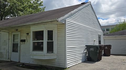Tiny photo for 4627 Saratoga Road, Richton Park, IL 60471 (MLS # 12454992)
