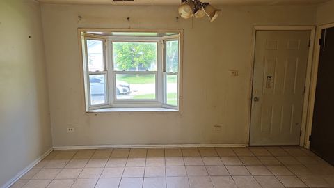 Tiny photo for 4627 Saratoga Road, Richton Park, IL 60471 (MLS # 12454992)