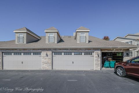955 Buckingham Drive 955 Sycamore IL 60178