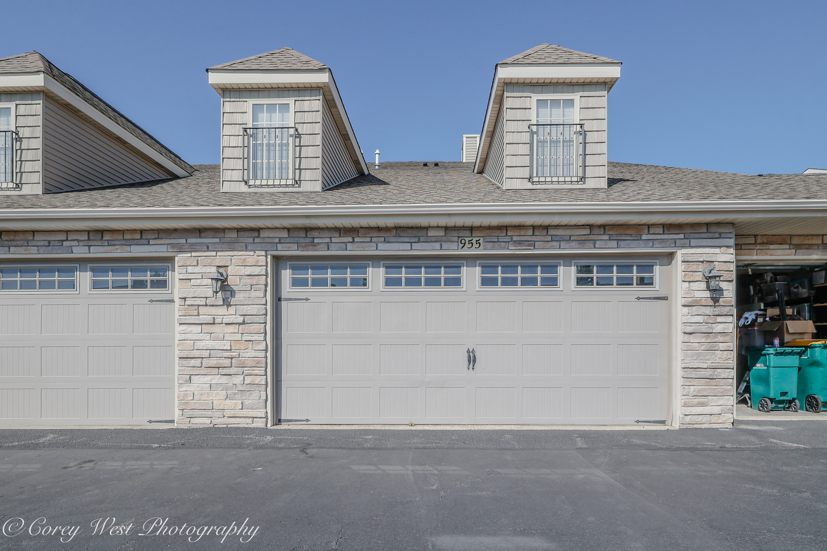 955 Buckingham Drive 955