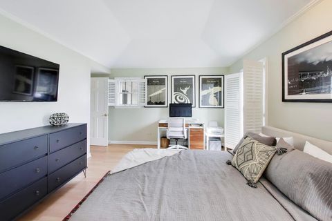 Tiny photo for 180 Westview Road, Winnetka, IL 60093 (MLS # 12605858)