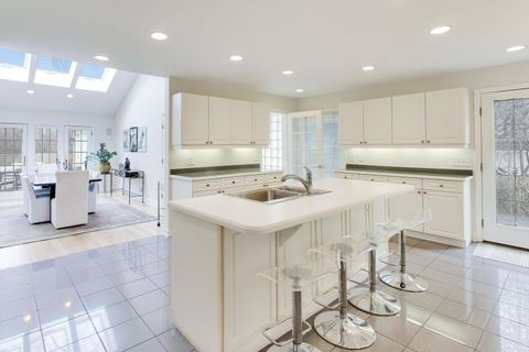 Tiny photo for 180 Westview Road, Winnetka, IL 60093 (MLS # 12605858)