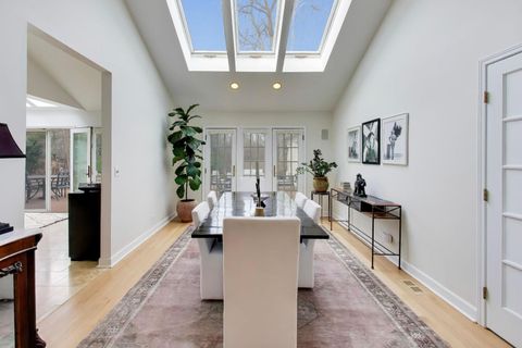 Tiny photo for 180 Westview Road, Winnetka, IL 60093 (MLS # 12605858)