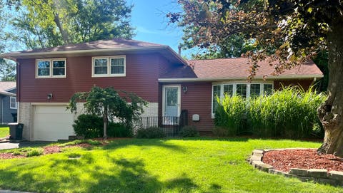Photo of 8909 19th Street, Rock Island, IL 61201 (MLS # 12685679)
