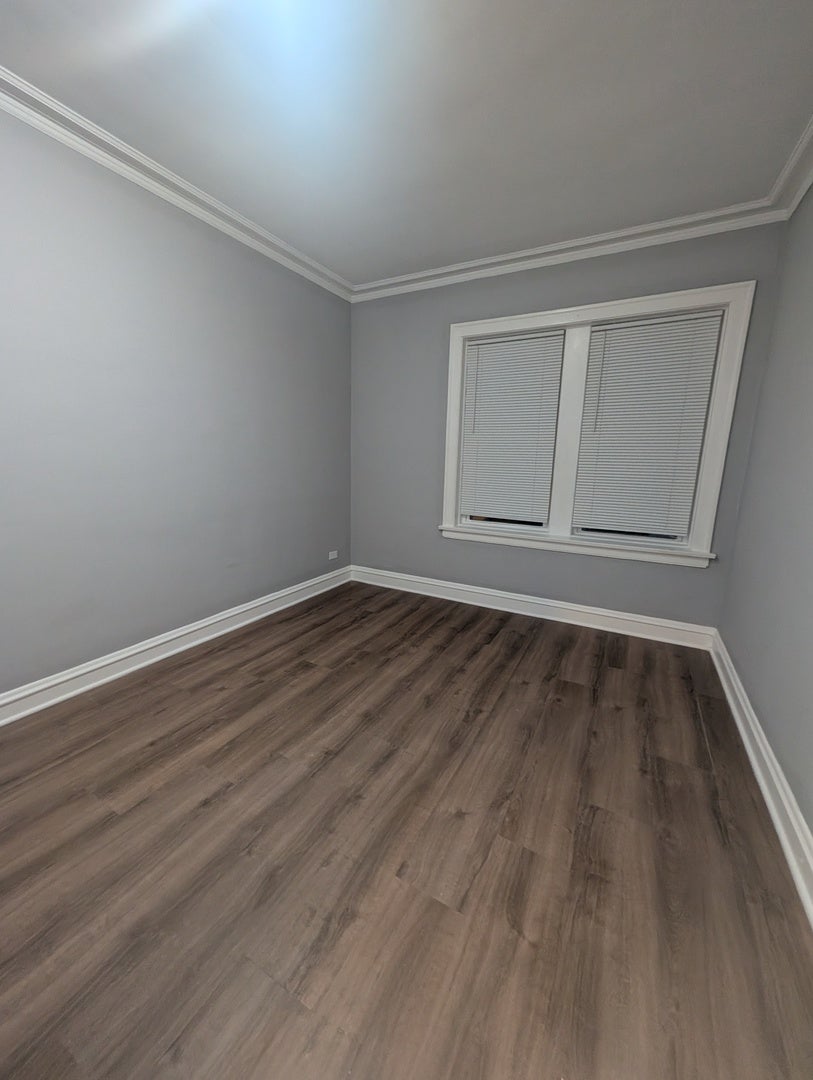 1020 W 68th Street 1W