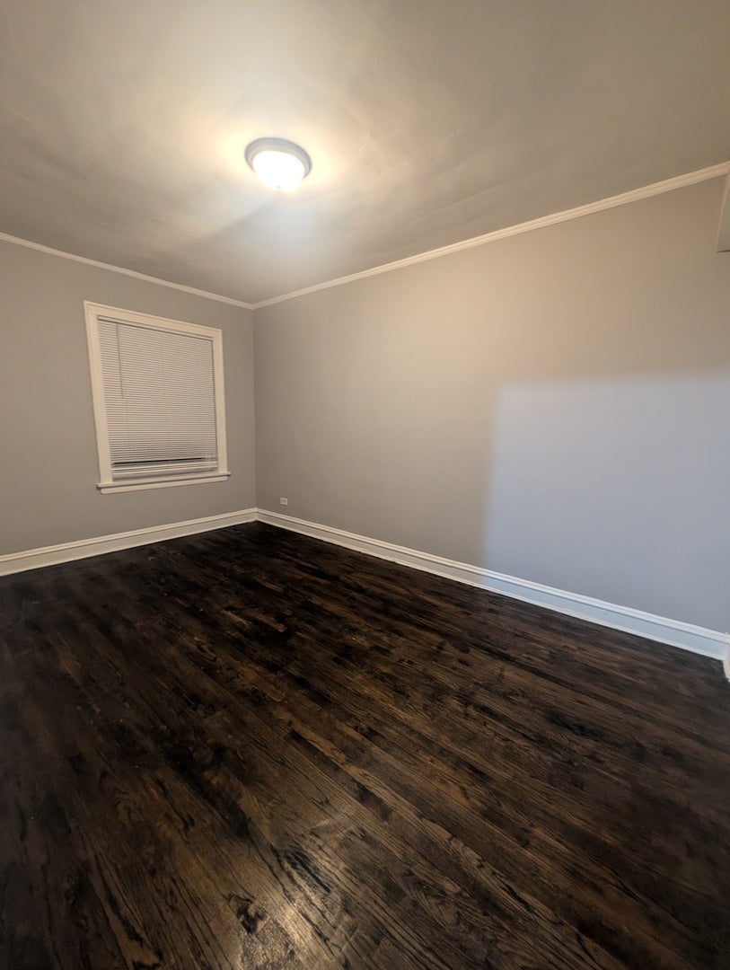 1020 W 68th Street 1W