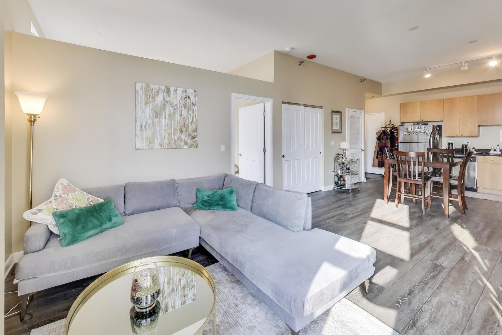 1464 S MICHIGAN Avenue 611