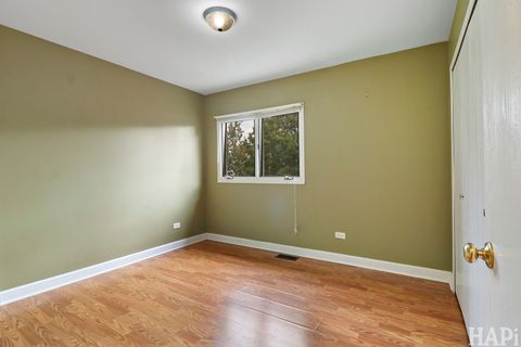 Tiny photo for 1304 Lorelei Drive, Zion, IL 60099 (MLS # 12501935)