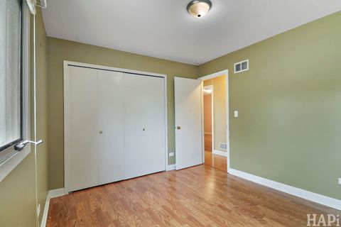 Tiny photo for 1304 Lorelei Drive, Zion, IL 60099 (MLS # 12501935)