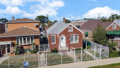 2434 W 47th Place Chicago IL 60632