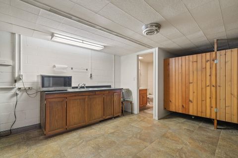 Tiny photo for 3006 15th Street, Moline, IL 61265 (MLS # 100000400)