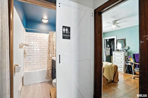 Tiny photo for 142 11TH Street, Silvis, IL 61282 (MLS # QC4266869)