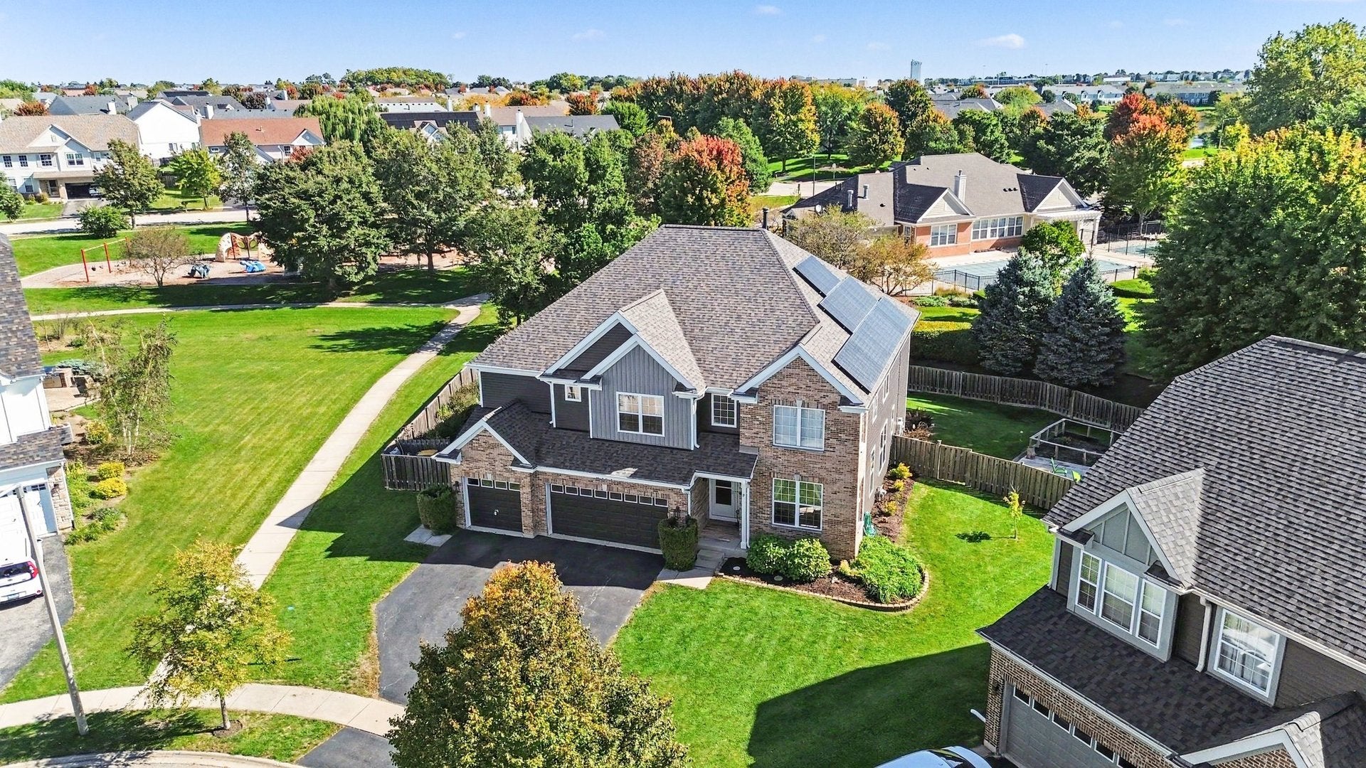 8404 Hanbury Court